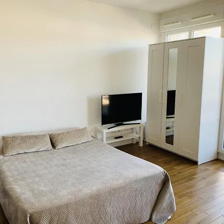 Appartamento Studio à 9 Min à Pieds De Mairie De Ouen