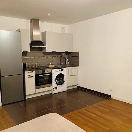 Appartamento Studio à 9 Min à Pieds De Mairie De Ouen